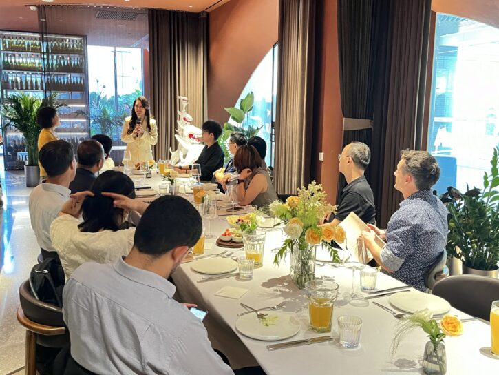 Automotive Committee Hosts Summer Mixer