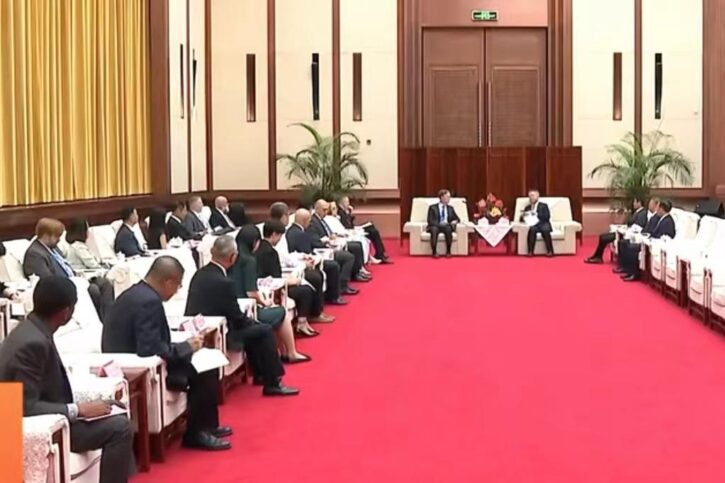 0908-Meeting with Party Secretary (2)